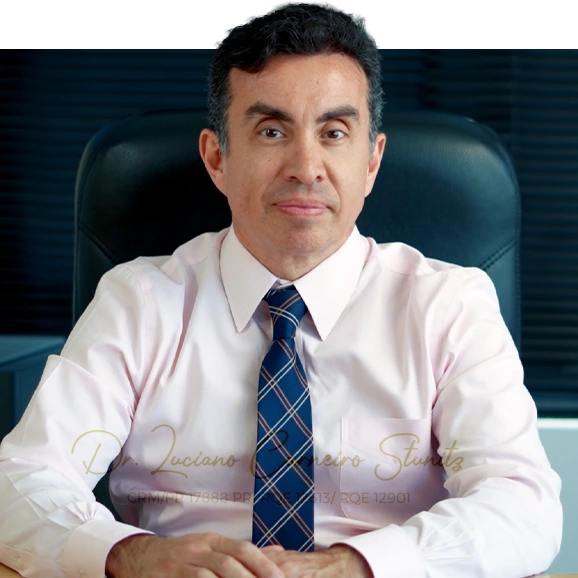 Dr. Luciano Carneiro Stunitz